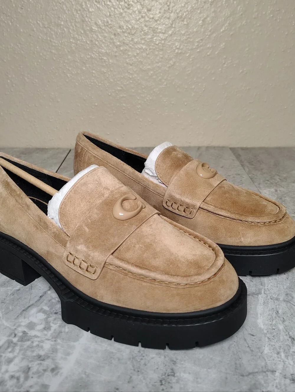 Coach Leah Suede Preppy Loafers Peanut Platform Lug Chunky 6.5